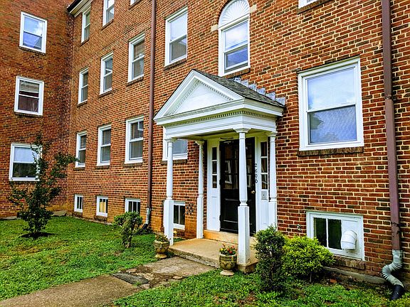 3rd image of 2606 Kensington Ave APT 1