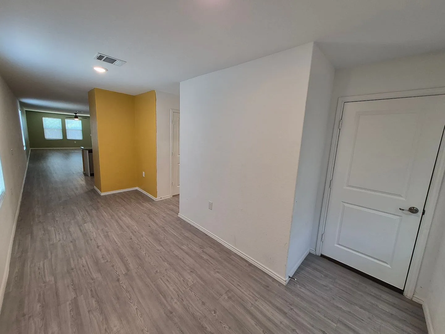 VIDA Southside Community -Spacious 4-Bedroom Home — Photo 2