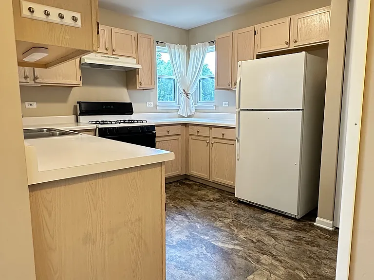 2159 Henning Pl — Photo 19