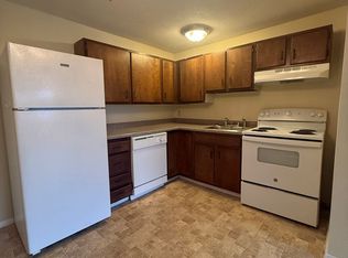 39 Dinan Dr #24A, Gardner, MA 01440