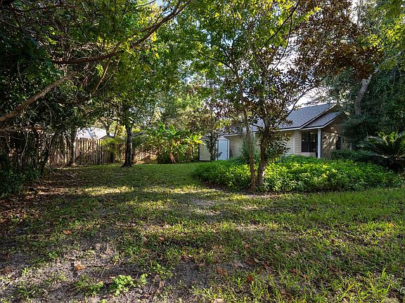 2nd image of 603 Bowers Ln