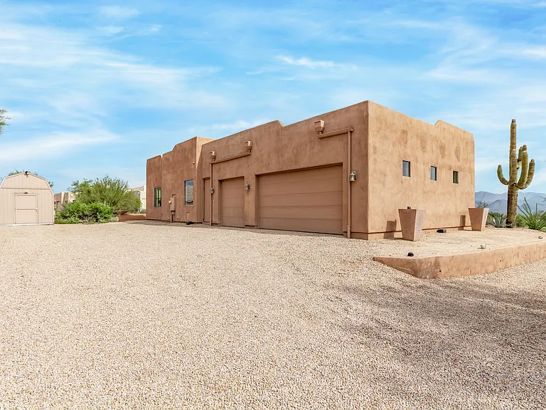 16663 E Barwick Dr — Photo 9