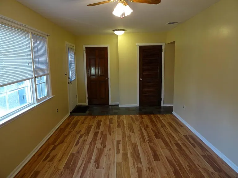 66 Grove Ave #66B — Photo 4