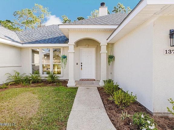4th image of 13716 Huntington Cir