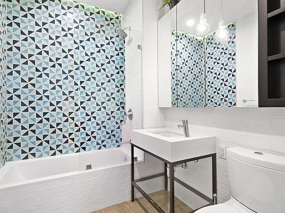 5th image of 26 West St APT 2R
