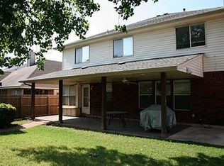 9005 Elbe Trl, Fort Worth, TX 76118