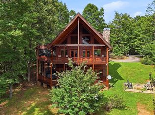 516 Endless View Rd, Mineral Bluff, GA 30559