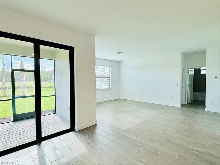 20464 Verawood Loop — Photo 10