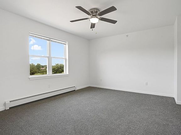 5th image of 213265 Varsity St