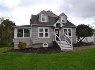 230 Hillside Ter, Endwell, NY 13760