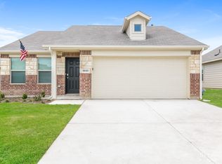 8640 Becker Ave, Fort Worth, TX 76123