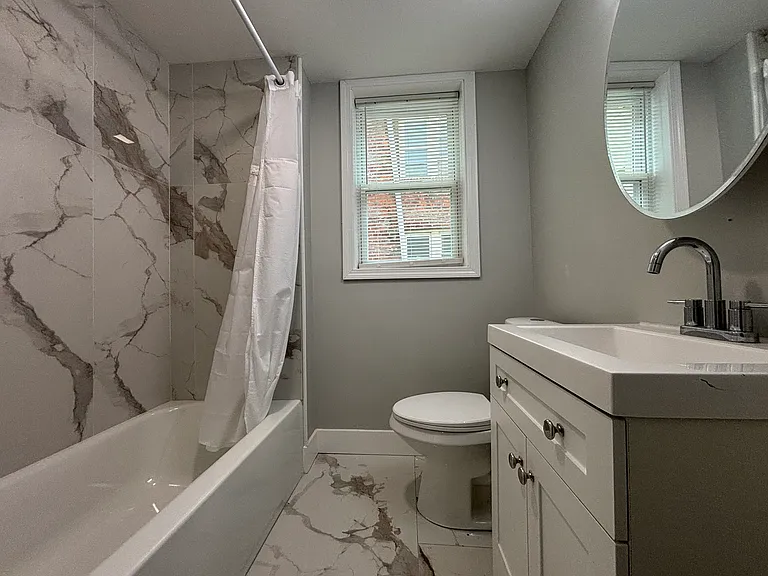 70-201 Circular Ave #201A — Photo 7
