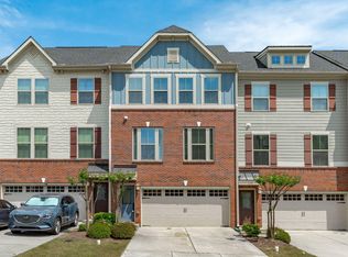 1043 Brownsmith Dr, Apex, NC 27502