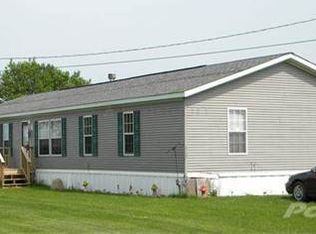 2709 Spring St, Columbus City, IA 52737