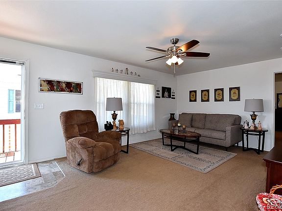 5th image of 3057 Yarrow Cir