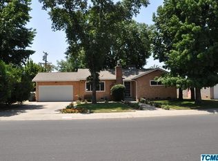 3205 E Meadow Ave, Visalia, CA 93292