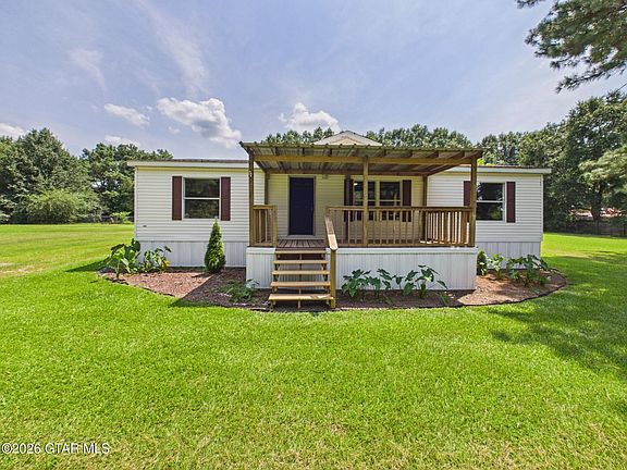 3rd image of 109 Fountain Dr