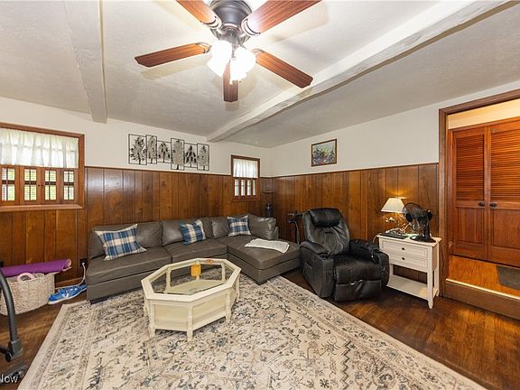 4th image of 9770 Wrenwood Dr