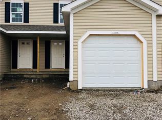 33290 Layla Ct #30-C, Avon Lake, OH 44012