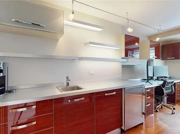 35 Seacoast Ter APT 6A, Brooklyn, NY 11235