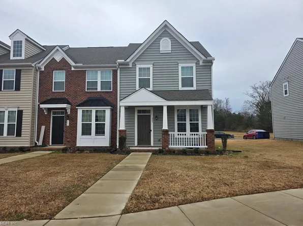245 Goldenstar Ln, Portsmouth, VA 23701