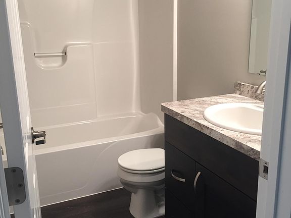 4th image of 1818 41st St S