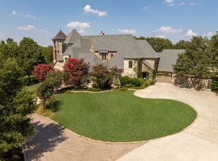 7600 Douglas Ln, North Richland Hills, TX 76182
