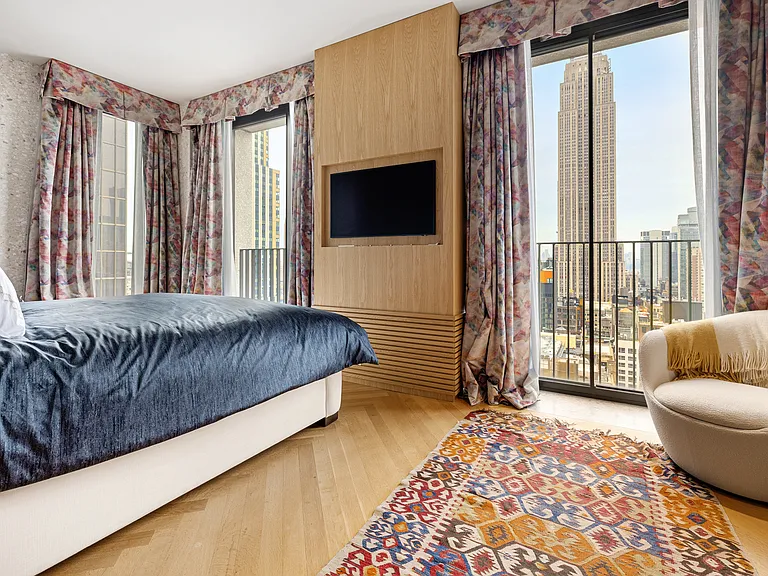 16 W 40th St #27B — Photo 9