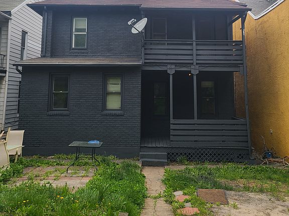 3rd image of 703 W Race St
