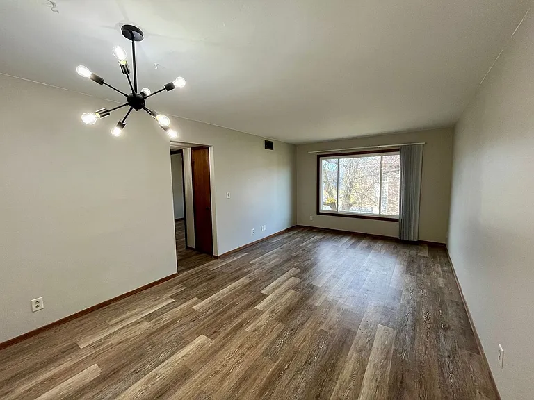 3520 Evergreen Dr — Photo 6