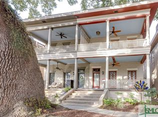 112 W 38th St, Savannah, GA 31401