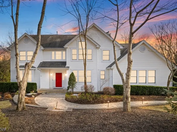 1 Skyview Ter, Long Hill Twp., NJ 07980