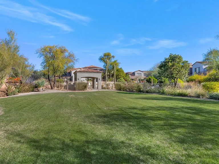 19550 N Grayhawk Dr #1062 — Photo 29