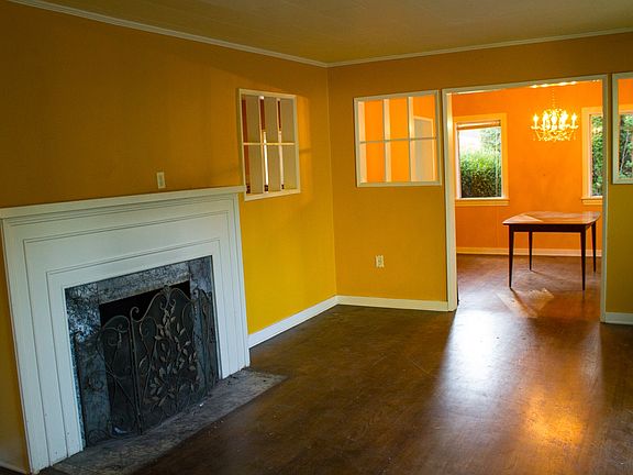 4th image of 17114 Brentwood Pl NE