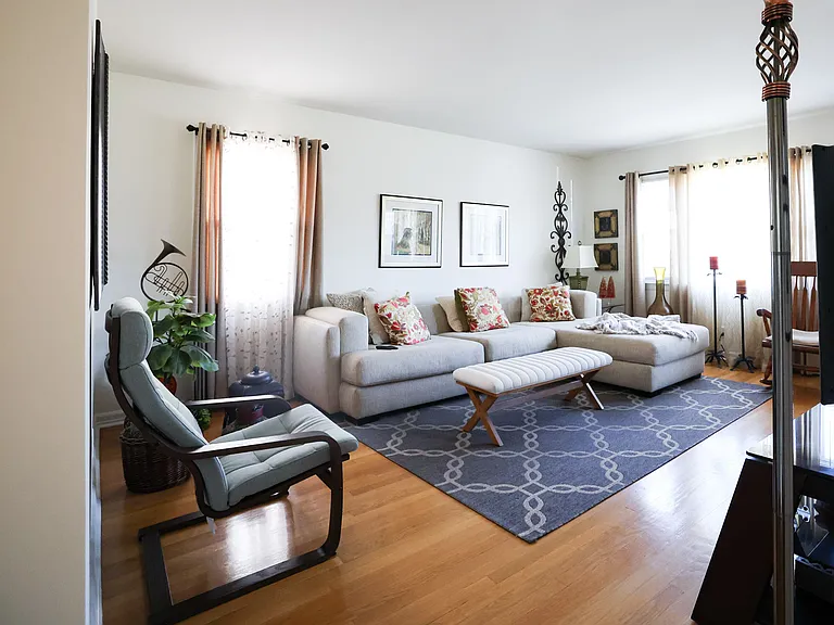118 Diamond Bridge Ave #1 — Photo 2