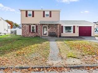 54 Amherst St, Lawrence, MA 01843