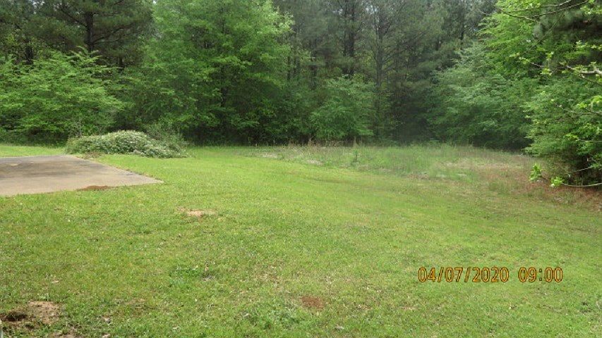 2nd image of 318 Unity Rd E