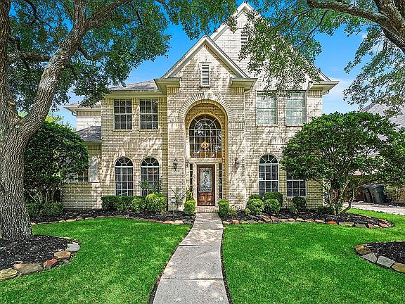 2nd image of 8215 Shoregrove Dr