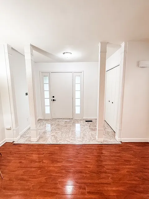 2 bed, 1409 sqft, $1,800 — Photo 2