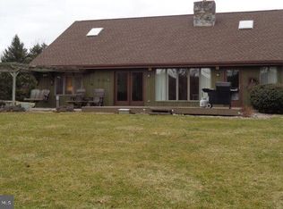 207 W Yellow Breeches Rd, Carlisle, PA 17015