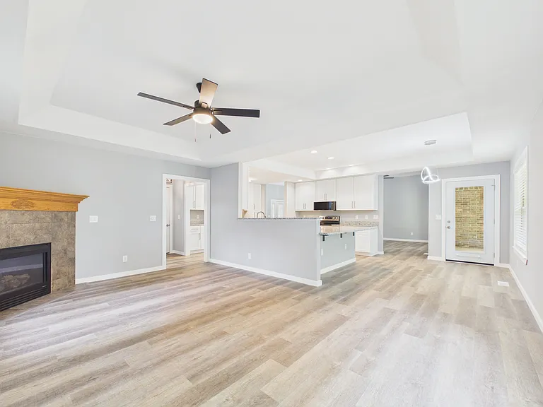 483 Baypoint Dr — Photo 15