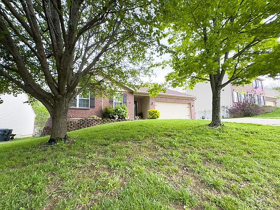 4th image of 1268 Brookstone Dr
