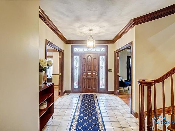 5th image of 2212 Windsong Dr