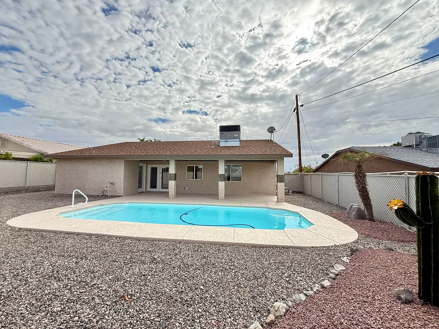 Pool home - Long term - Unfurnished — Photo 4