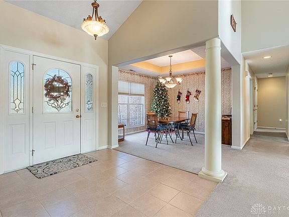 3rd image of 1580 Primrose Ln