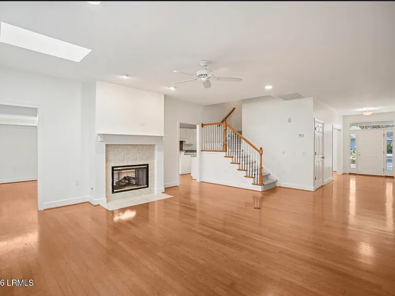 340 Westbrook Rd — Photo 5
