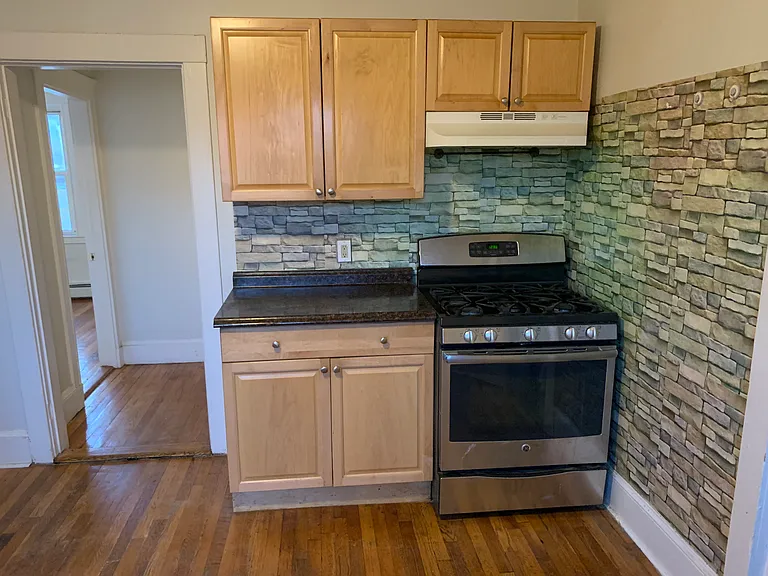 67 Stanley St #3B — Photo 1