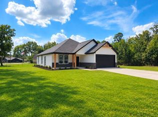 1303 Red Fox Dr, Houston, TX 77532