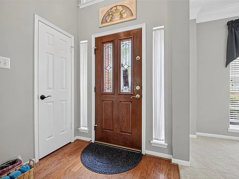 4414 Ringrose Dr — Photo 3