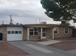 244 Fluorite Dr, Socorro, TX 79932